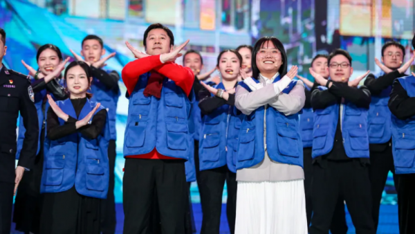 湖南小年夜春晚憑老將收視奪冠，孫悅復出，劉謙魔術貢獻收視峰值