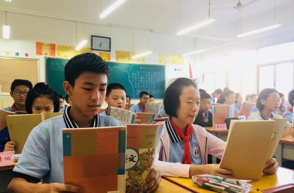 雙減之後,連學校也開始“鑽空子”,8點上課難道是“形同虛設” 雙減之後,連學校也開始“鑽空子”,8點上課難道是“形同虛設”