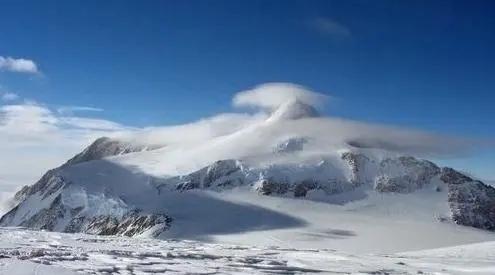 百年瞬間丨我國首位深入南極腹地考察的女科學家