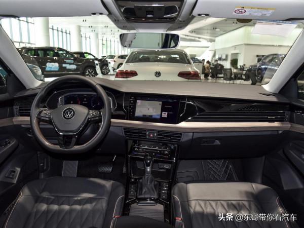 6.3L油耗，配2.0T的商務B級大車，合資車名氣大，實拍大眾帕薩特