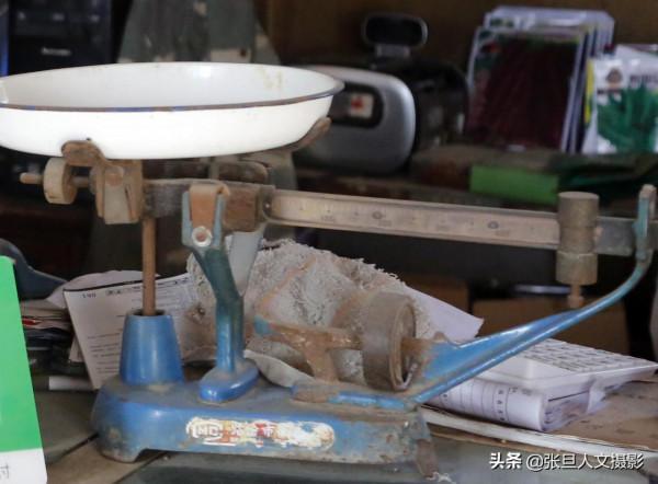 上世紀六七十年代的供銷社，當時流行的標語口號，老店裡盡是故事