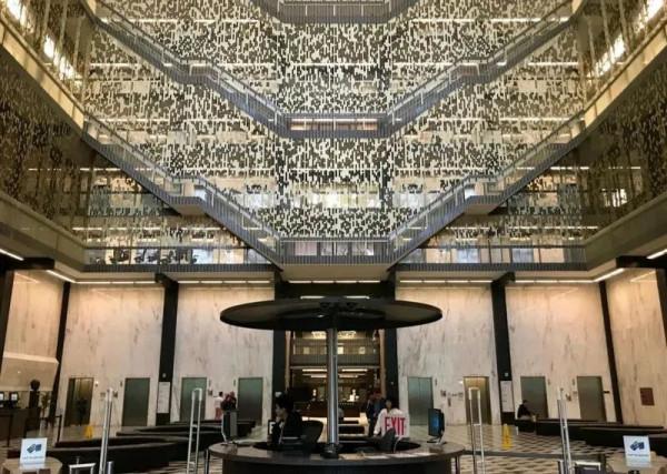 哈佛大學學生集體“裸奔”?名校限制級文化除了哈佛還有耶魯 哈佛大學學生集體“裸奔”?名校限制級文化除了哈佛還有耶魯