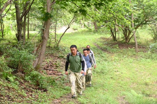 在中俄邊境守護“大貓”歸來 在中俄邊境守護“大貓”歸來