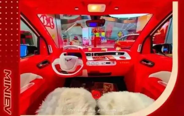 宏光MINI EV、歐尚X5的新年&OpenCurlyDoubleQuote;面板&rdquo;上線，你會選擇&OpenCurlyDoubleQuote;充錢&rdquo;嗎？