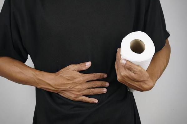 “不死的癌症”克羅恩病，極易被誤診為腸胃炎，確診後無法治癒