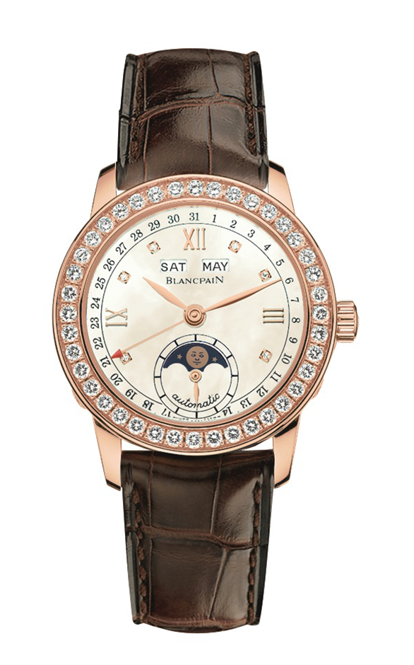 月亮:看我表情 月亮:看我表情