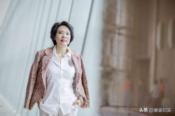 浙江女首富的窮途末路：16歲帶20元發家，三年敗光800億成老賴