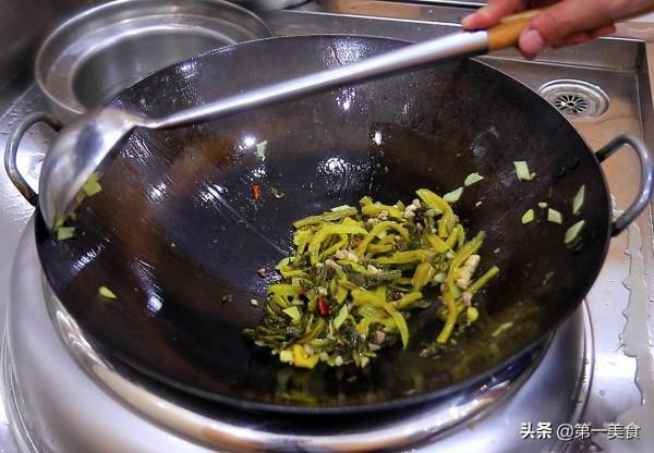 乾燥寒冷的冬天，5道熱乎乎的燉菜吃起來，潤燥驅寒，常吃少上火