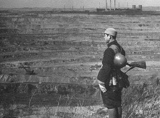 傳奇!2名新四軍推著棺材,滿載武器和檔案,成功穿行700裡敵佔區 傳奇!2名新四軍推著棺材,滿載武器和檔案,成功穿行700裡敵佔區