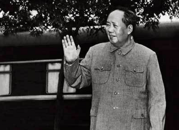 曾救過毛主席命的發小郭梓閣,建國後被劃為地主寫信求助,偉人回信:深表同情 曾救過毛主席命的發小郭梓閣,建國後被劃為地主寫信求助,偉人回信:深表同情