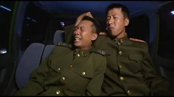 油頭粉面還演軍人?別被電視劇騙了,這些明星告訴你啥叫中國硬漢 油頭粉面還演軍人?別被電視劇騙了,這些明星告訴你啥叫中國硬漢