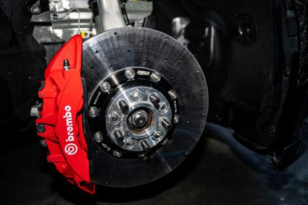 Model 3p頂級改裝案例丨碳纖維的視覺衝擊