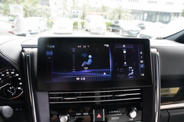 這款MPV,售價146.6萬,比埃爾法更“壕”,後排是老闆們的最愛 這款MPV,售價146.6萬,比埃爾法更“壕”,後排是老闆們的最愛