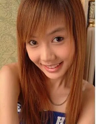 2010年，超女王貝整容後去世，死因成謎，家屬卻對結果很“滿意”