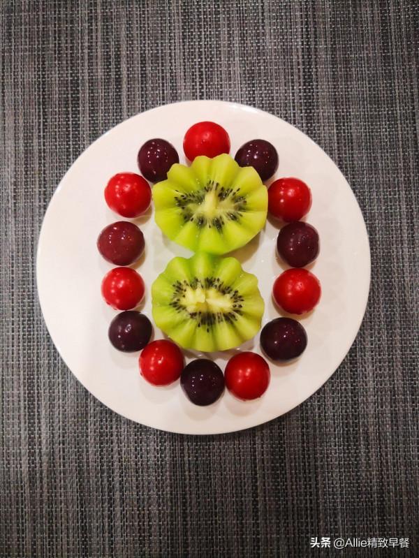 家裡有南瓜的這樣做，想要幾層做幾層，搭配蔬果，營養好消化，贊