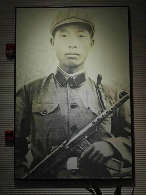 烈士王傑8年的未婚妻：為其照顧父母不願“改嫁”，後來過得怎樣