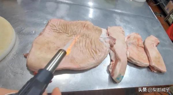 麵館大肉面為什麼那麼好吃，大廚首次公開製作大肉的配方