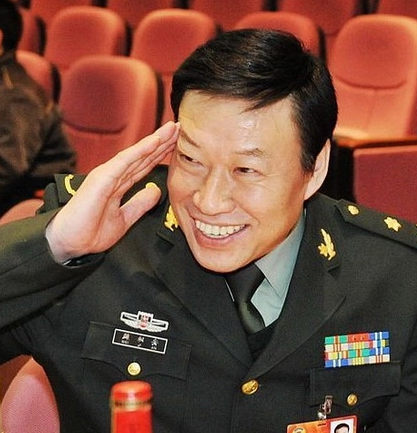 “大孝子”魏積安:母親只有一個,為母親退出春晚 “大孝子”魏積安:母親只有一個,為母親退出春晚