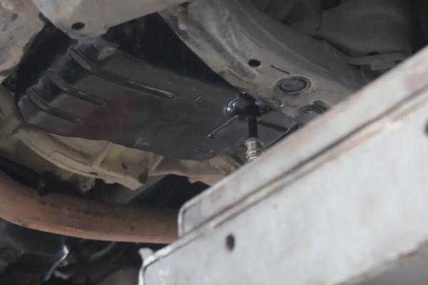 翻新09年老款豐田漢蘭達,28萬公里剛過磨合期,還能再戰20年 翻新09年老款豐田漢蘭達,28萬公里剛過磨合期,還能再戰20年