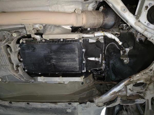 朋友嘴裡的偽豪車，32萬買輛18年的寶馬5系，回家過年頂用嗎？