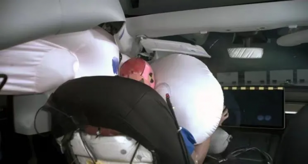 剎得住還耐撞?風評180度大逆轉,忽然“真香”了? 剎得住還耐撞?風評180度大逆轉,忽然“真香”了?