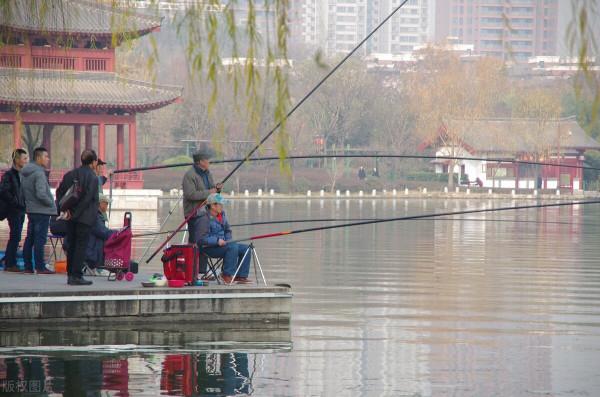 怪不得春釣魚獲少，釣深釣淺的問題要先解決了