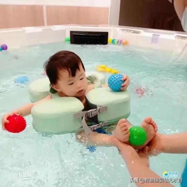 孩子學習游泳必備的裝備 孩子學習游泳必備的裝備