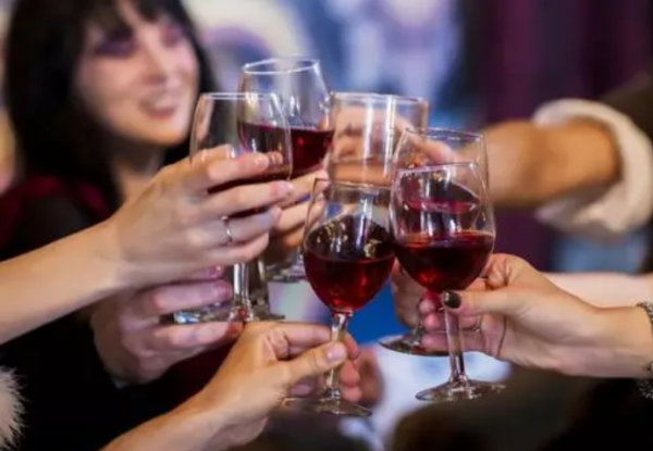 酒品差的人,人品一般都不太好 酒品差的人,人品一般都不太好