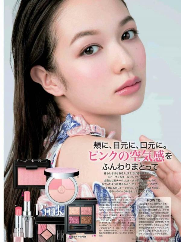 女人不管多少歲,化妝時建議學會打造“透明感”,乾淨自然顯氣色 女人不管多少歲,化妝時建議學會打造“透明感”,乾淨自然顯氣色