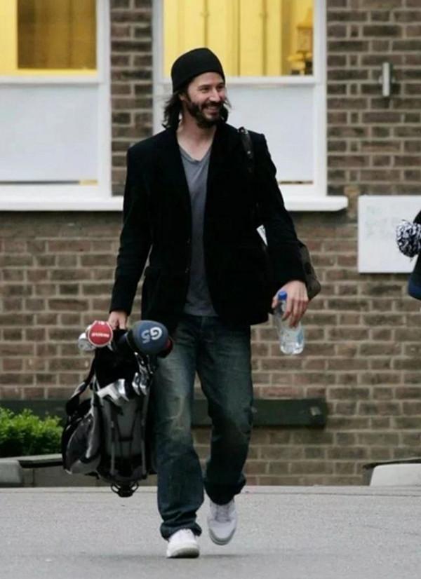 基努·李維斯捐出《駭客帝國》天價片酬，2億支援血癌治療研究