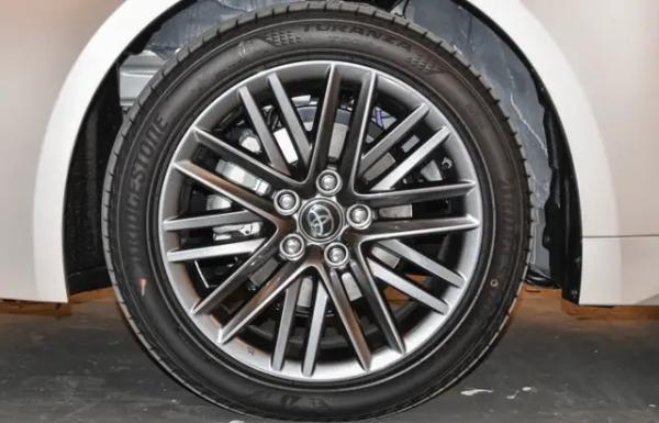 入門配2.0L發動機，軸距2750mm超越速騰，廣汽豐田凌尚14.88萬起