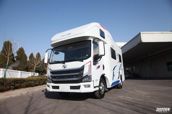 12V+48V雙電源系統!大空間配置全面,升級銀燕C05平頭房車 12V+48V雙電源系統!大空間配置全面,升級銀燕C05平頭房車