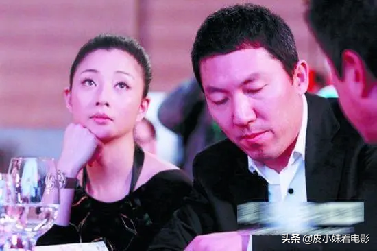 殷桃：軍藝校花也自卑？三奪“視後”大滿貫，離異後41歲仍單身