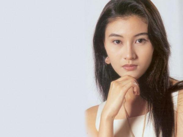 跟女首富離婚，改娶港姐，許晉亨因此錯過父親4百億遺產