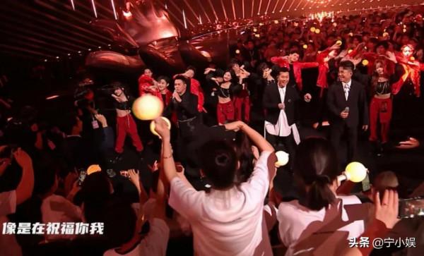 芒果臺低調舉辦“內部”晚會,5個尷尬場面意外暴露3條生存現狀 芒果臺低調舉辦“內部”晚會,5個尷尬場面意外暴露3條生存現狀