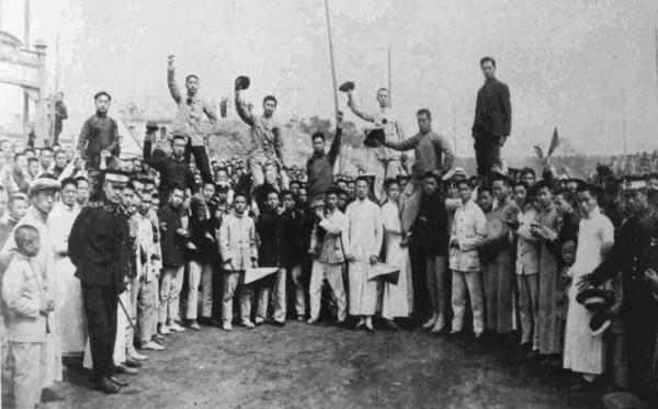 西安事變後張學良被軟禁,楊虎城被殺,捉蔣總指揮劉多荃啥結局? 西安事變後張學良被軟禁,楊虎城被殺,捉蔣總指揮劉多荃啥結局?