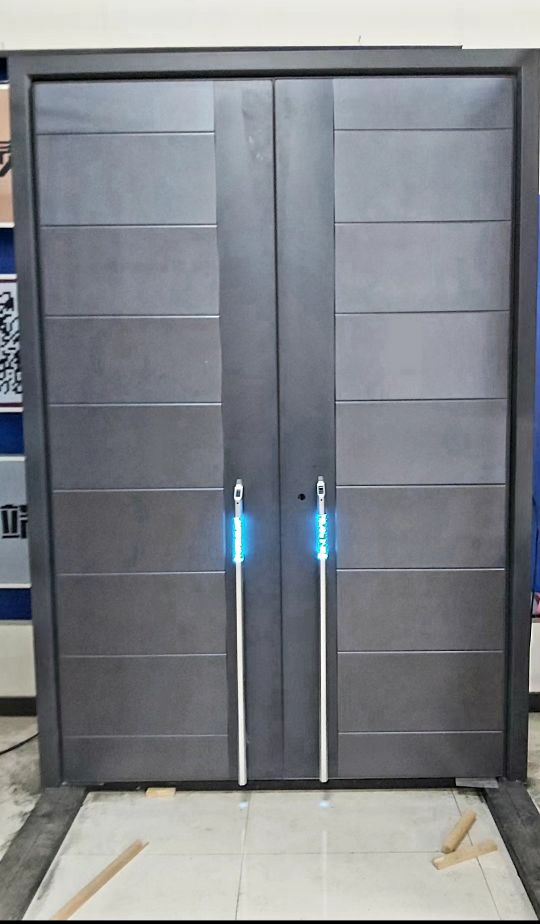 豪宅配豪門,豪門就選鑄鋁門 豪宅配豪門,豪門就選鑄鋁門