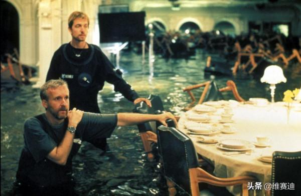 《泰坦尼克號》幕後：拍完電影，女主表示以後再也不想跟導演合作