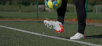 五步學會羅納爾迪尼奧花式足球組合技巧 五步學會羅納爾迪尼奧花式足球組合技巧