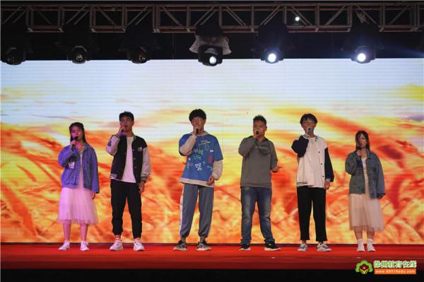 江蘇省大許高階中學2021年中秋國慶晚會圓滿舉行