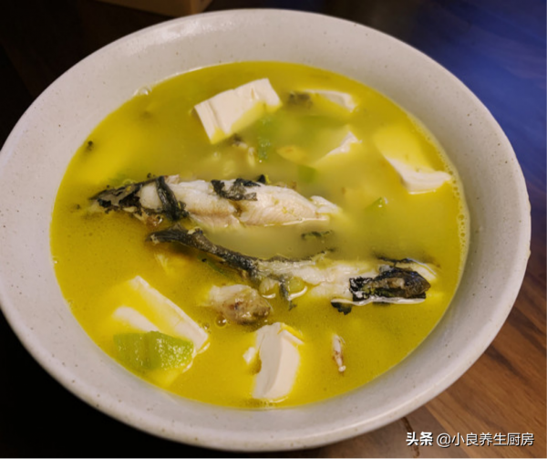 初冬到,遇到這魚別手軟,我家隔2天吃一回,肉肥刺少湯汁鮮 初冬到,遇到這魚別手軟,我家隔2天吃一回,肉肥刺少湯汁鮮