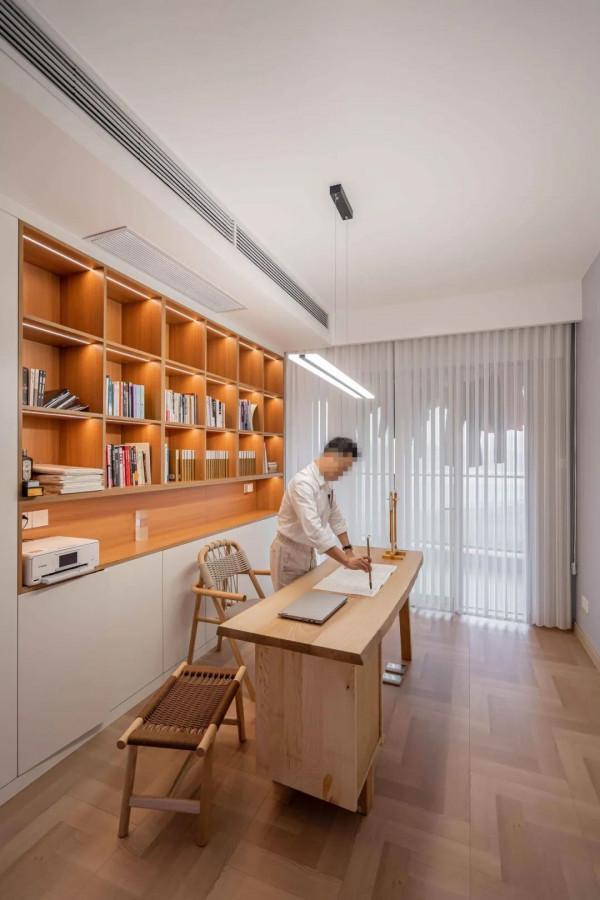 他拆三面牆，用木頭裝完177㎡的家，卻被無數網友點贊