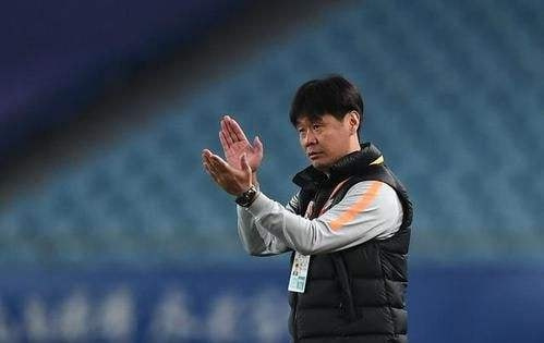 凌晨4點!北京媒體曝爭議猛料:李霄鵬做出意外決定,國足成笑話 凌晨4點!北京媒體曝爭議猛料:李霄鵬做出意外決定,國足成笑話