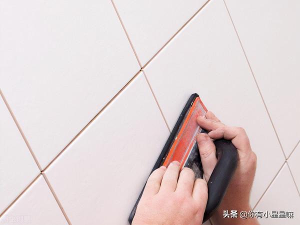 如何清潔瓷磚灌漿？