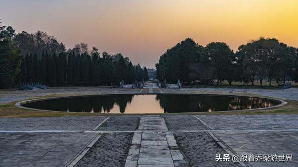 明顯陵，生前為親王，死後為皇帝，中南六省唯一，明代最大的皇陵