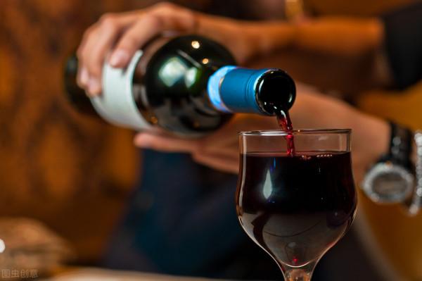 英國108歲老姑娘，獨自生活80年，她說：相對男人，我寧願孤獨