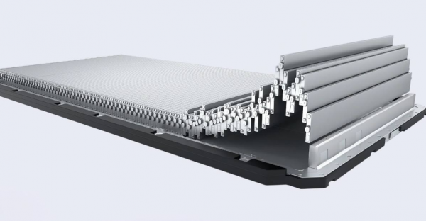 賓士、寶馬、豐田全部換上國產芯，電動化時代要反向技術輸出了？