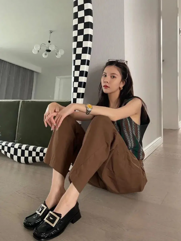 Nabi的富家千金風,終於找到了其中的穿搭精髓 Nabi的富家千金風,終於找到了其中的穿搭精髓