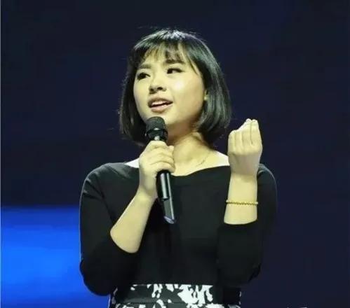 “狼性才女”劉媛媛的逆襲史，6小時帶貨1個億，背後透露了什麼？