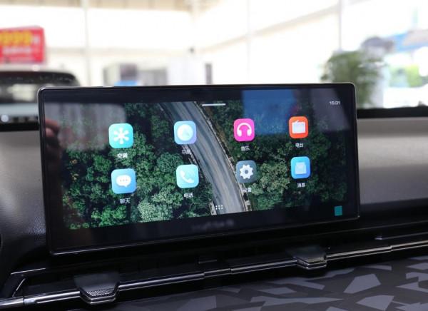 上班族買輛經濟型SUV就行，這三款經久耐用，不但省油配置也豐富